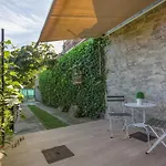 Casa Jica *